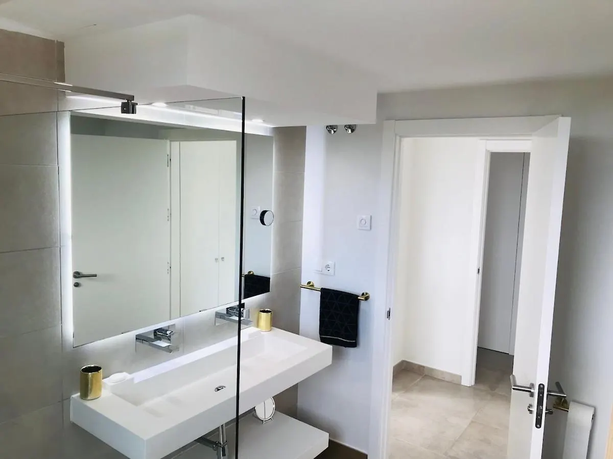 에스테포나 Bright Luxury Design Penthouse 아파트 0*,  스페인