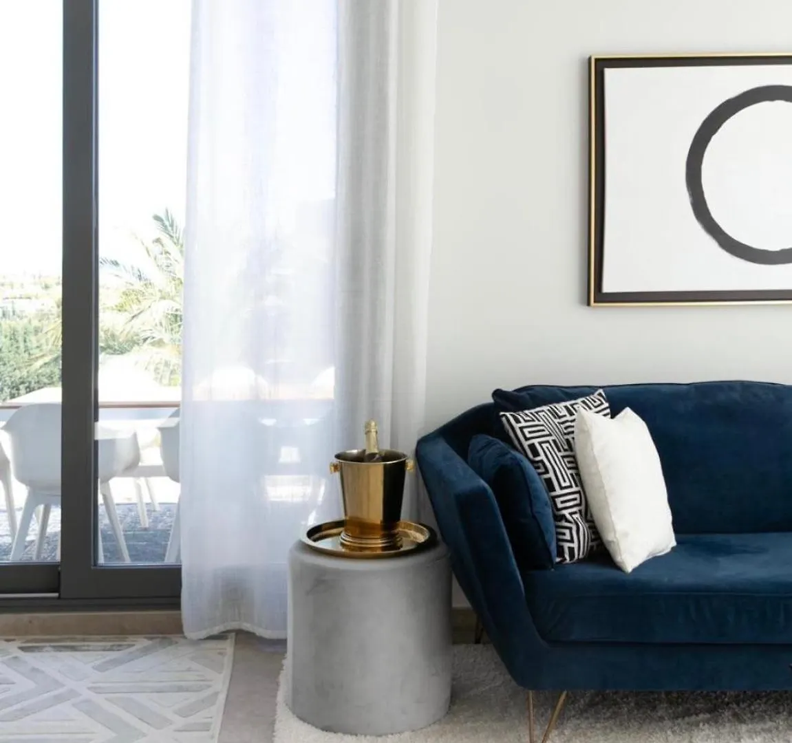에스테포나 Bright Luxury Design Penthouse 아파트